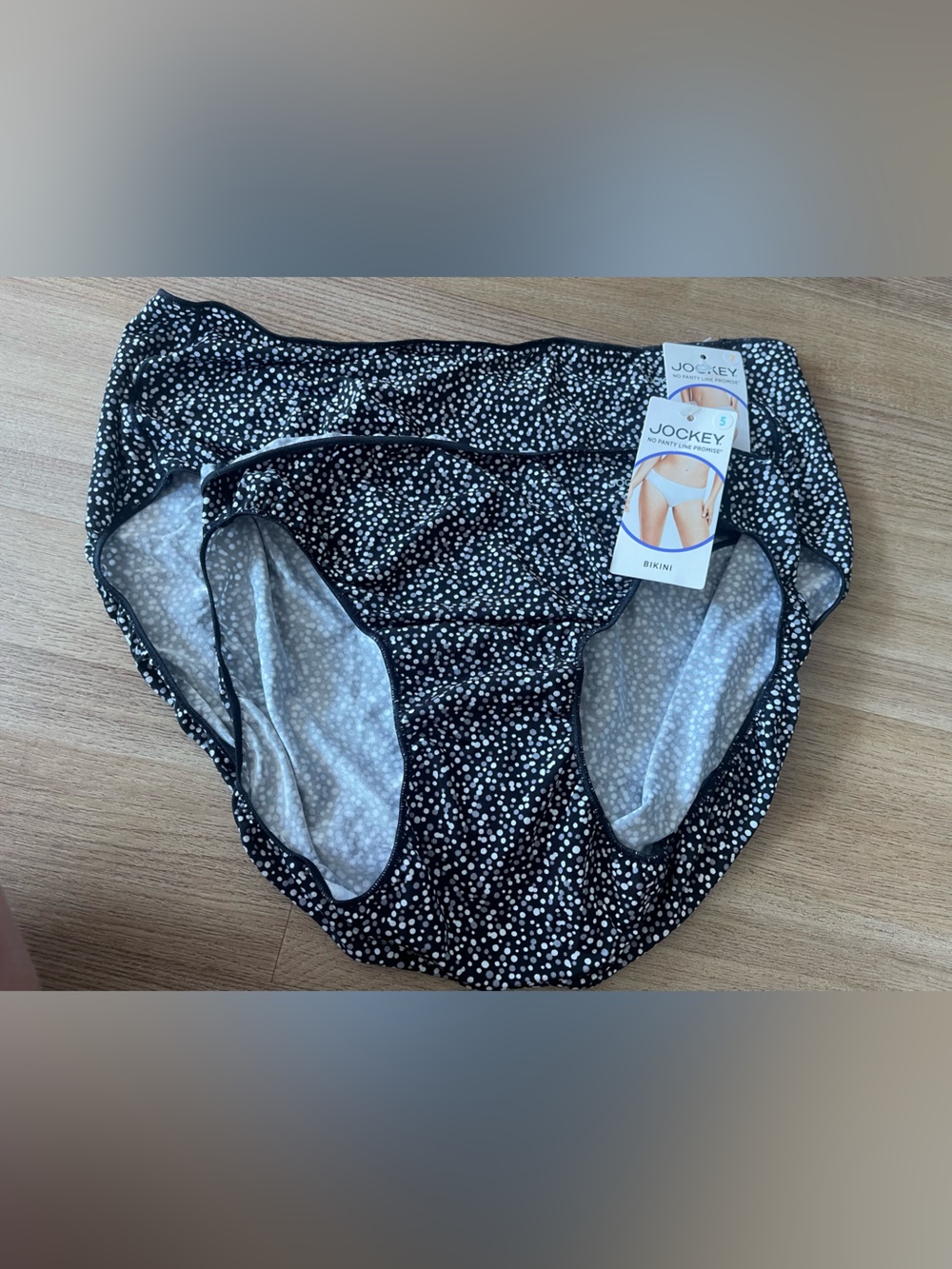 NWT Jockey Women’s Black & White Polka Dot Briefs - size 5